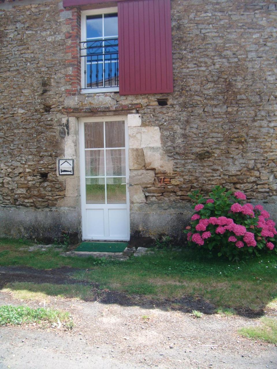 Gite Le Puy Rabasteau Hotel Chantonnay Luaran gambar